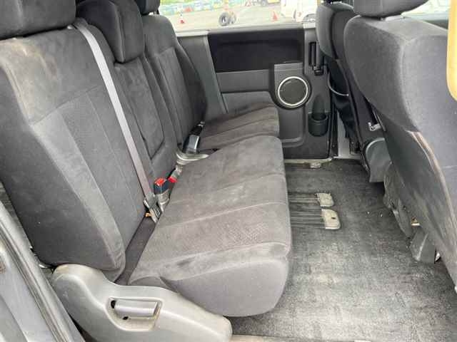 MITSUBISHI DELICA D5 2013