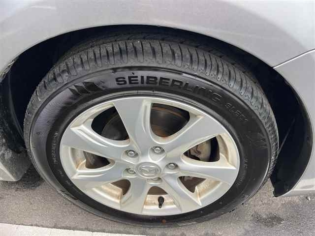 MAZDA AXELA 2010