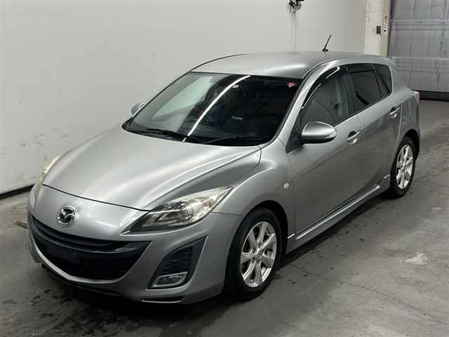 MAZDA AXELA 2010