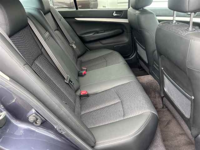 NISSAN SKYLINE 2009