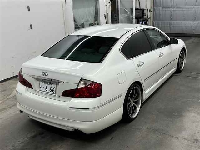 NISSAN FUGA 2008