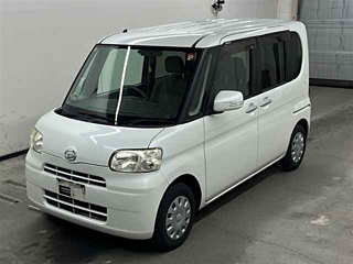 DAIHATSU TANTO 2010