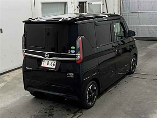 NISSAN ROOX 2020