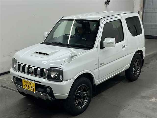 SUZUKI JIMNY 2013