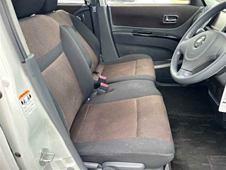 NISSAN ROOX 2013