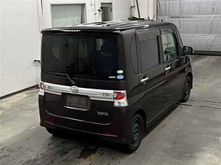 DAIHATSU TANTO 2011