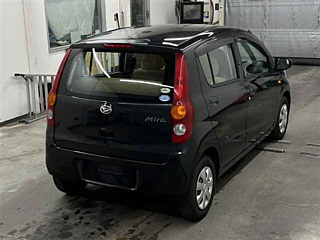 DAIHATSU MIRA 2011