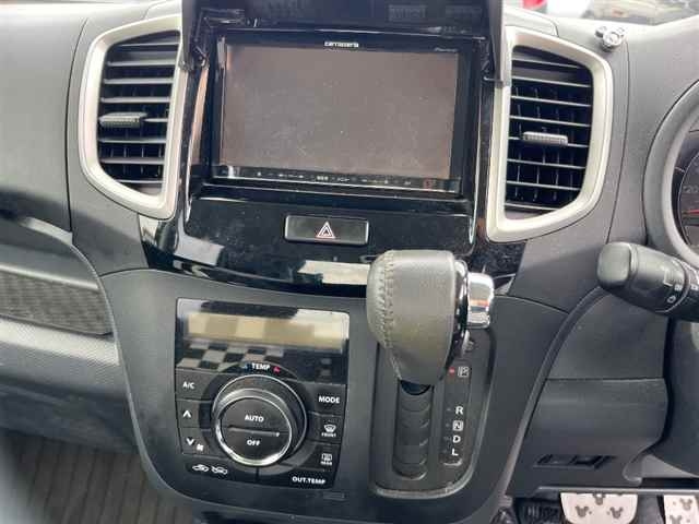 MITSUBISHI DELICA D2 2012