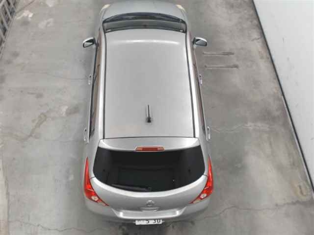 NISSAN TIIDA 2010