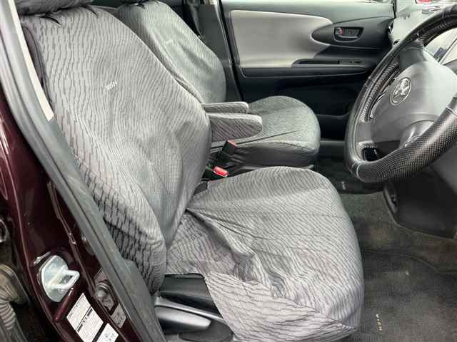 TOYOTA WISH 2010