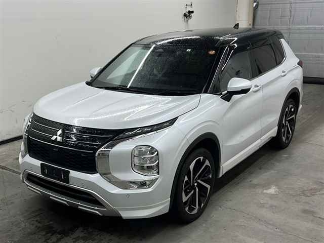 MITSUBISHI OUTLANDER PHEV 2023