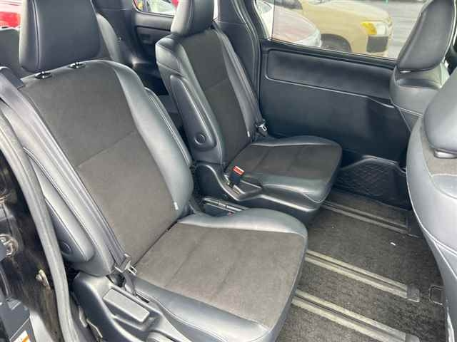 TOYOTA NOAH 2017