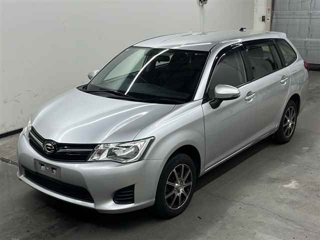 TOYOTA COROLLA FIELDER 2015
