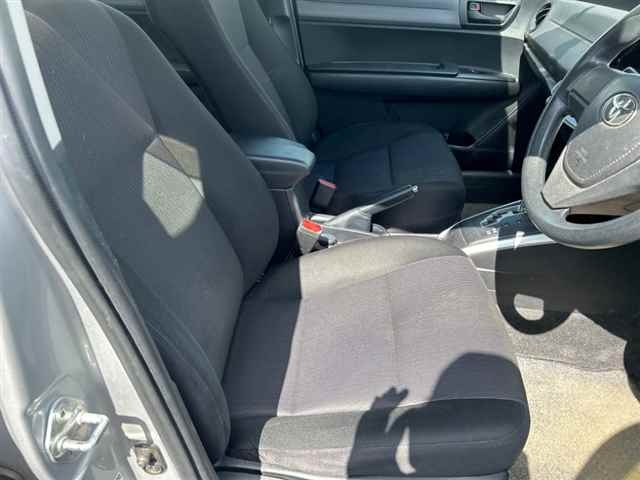 TOYOTA COROLLA FIELDER 2015