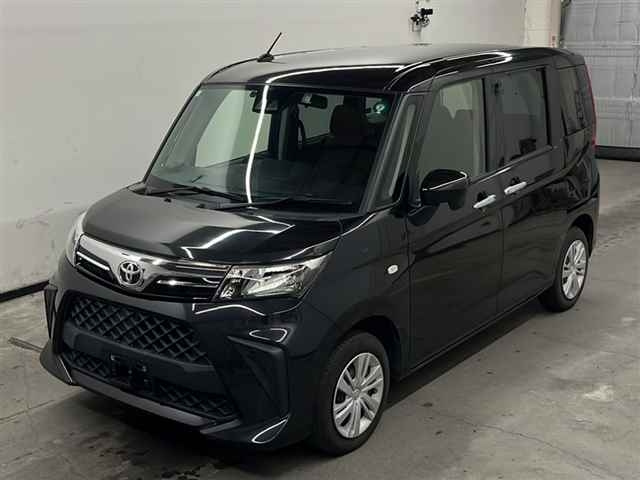 TOYOTA ROOMY 2022