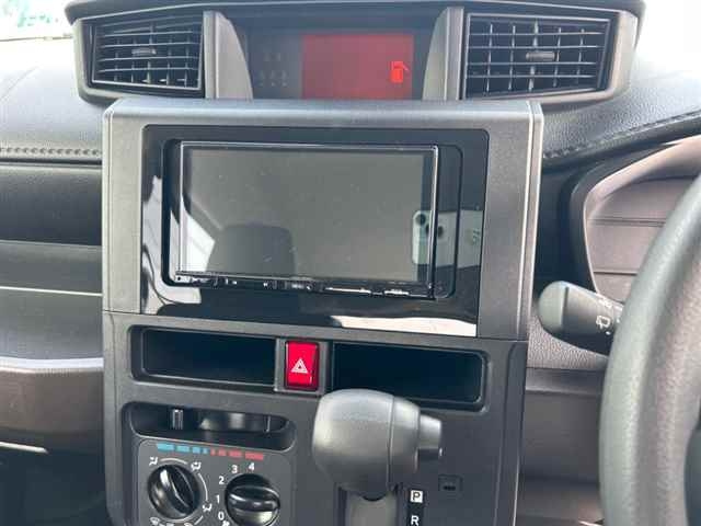 TOYOTA ROOMY 2022