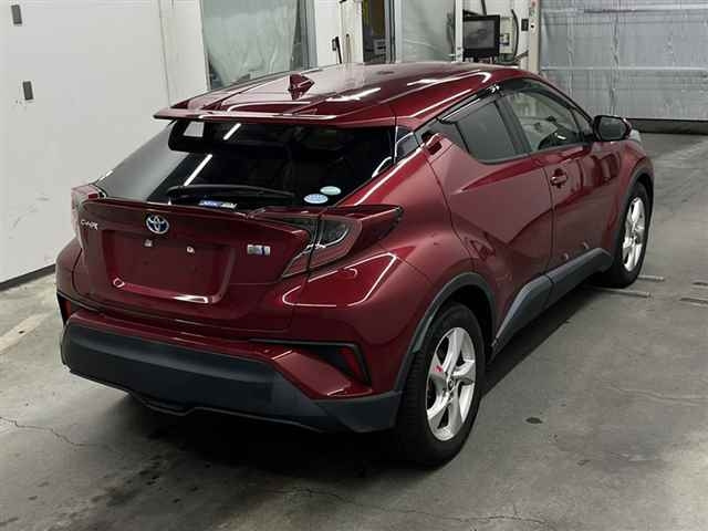 TOYOTA C-HR 2018