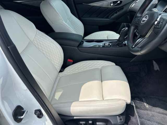 NISSAN SKYLINE 2023