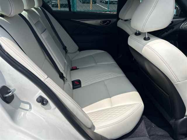 NISSAN SKYLINE 2023