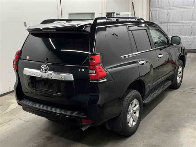 TOYOTA LAND CRUISER PRADO 2022
