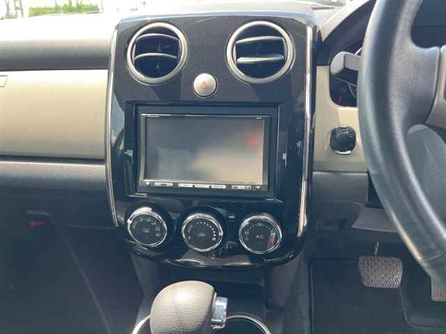 MAZDA VERISA 2010