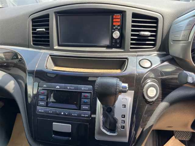 NISSAN ELGRAND 2015