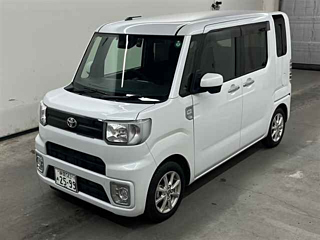 TOYOTA PIXIS MEGA 2020