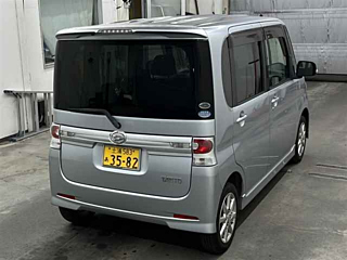 DAIHATSU TANTO 2011