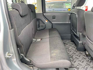 DAIHATSU TANTO 2011