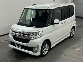 DAIHATSU TANTO 2015