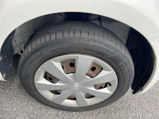 TOYOTA PIXIS SPACE 2012