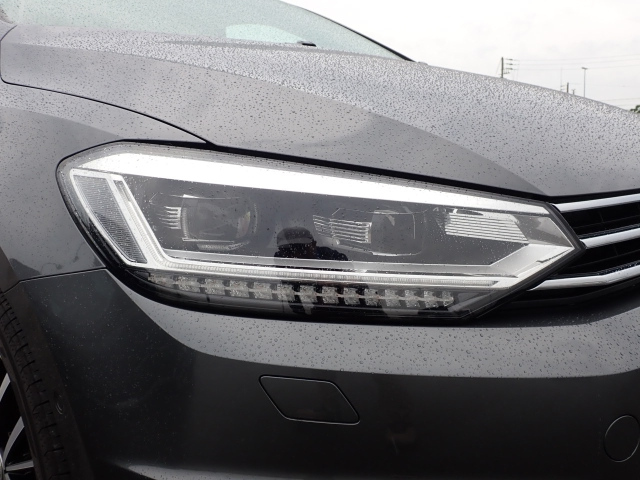 VOLKSWAGEN GOLF TOURAN 2018
