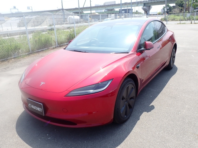TESLA MODEL3 2024