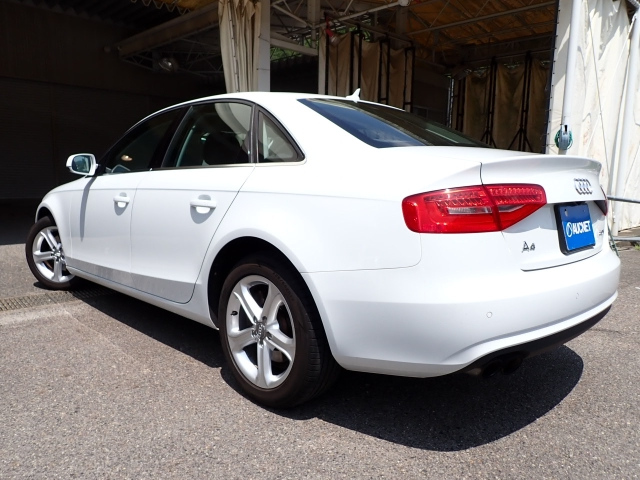 AUDI A4 2014