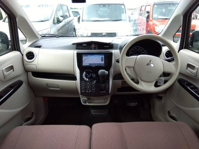 MITSUBISHI EK WAGON 2017