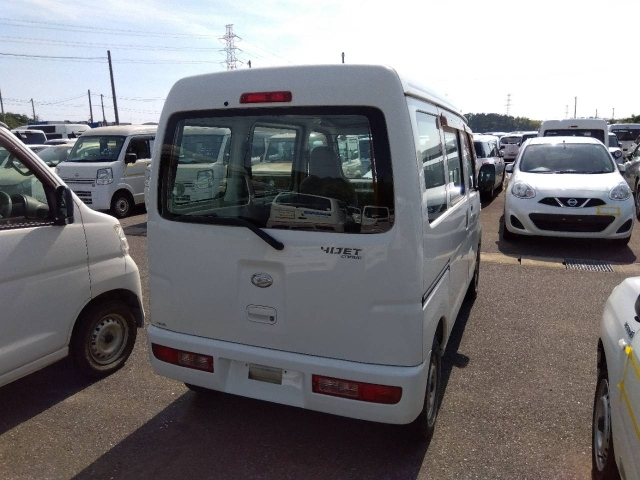 DAIHATSU HIJET VAN 2017
