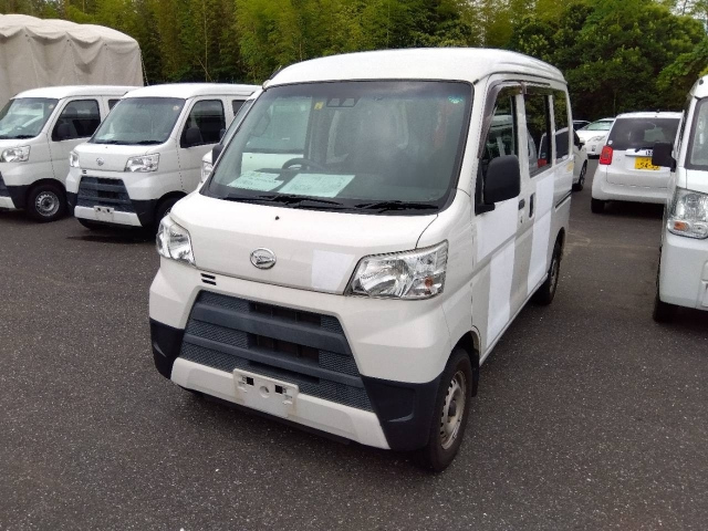 DAIHATSU HIJET VAN 2019