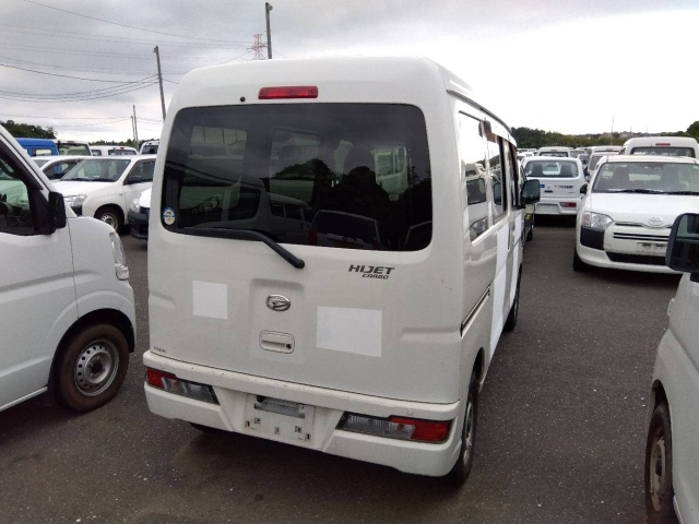 DAIHATSU HIJET VAN 2019
