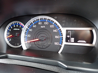 TOYOTA ROOMY 2025