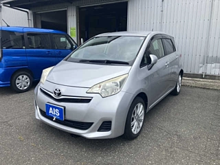 TOYOTA RACTIS 2012