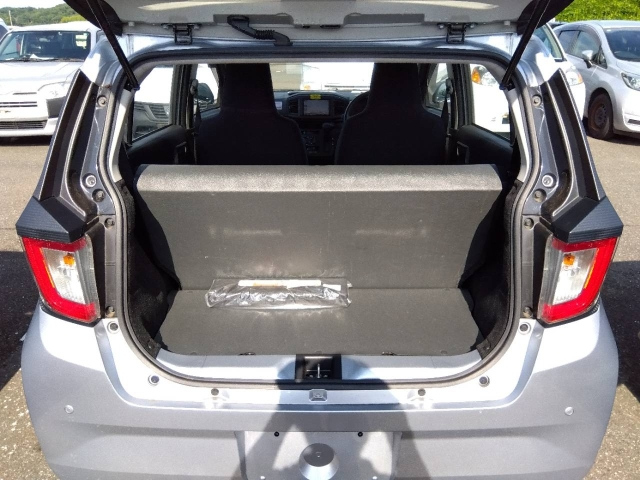 DAIHATSU MIRA E S 2018