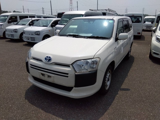 TOYOTA PROBOX 2020