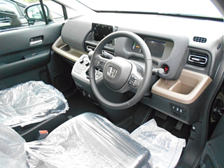 HONDA FREED 2025