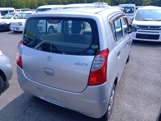 SUZUKI ALTO 2012