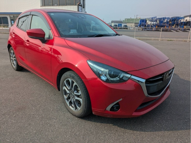 MAZDA DEMIO 2017