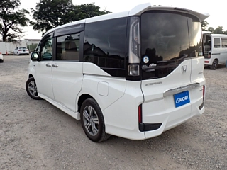 HONDA STEP WAGON 2017