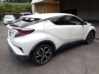 TOYOTA C-HR 2017
