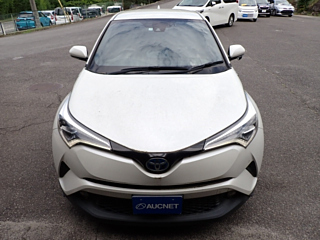 TOYOTA C-HR 2017