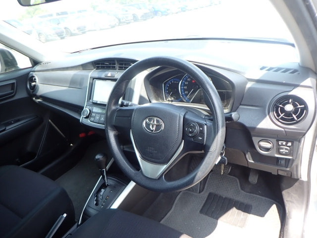 TOYOTA COROLLA FIELDER 2017