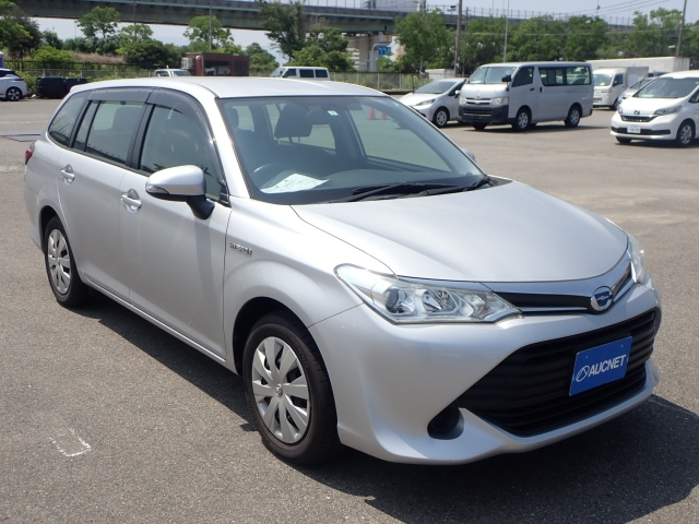 TOYOTA COROLLA FIELDER 2017